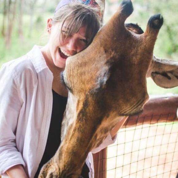 Meet your Posher, Abby - Picture 1 of 1